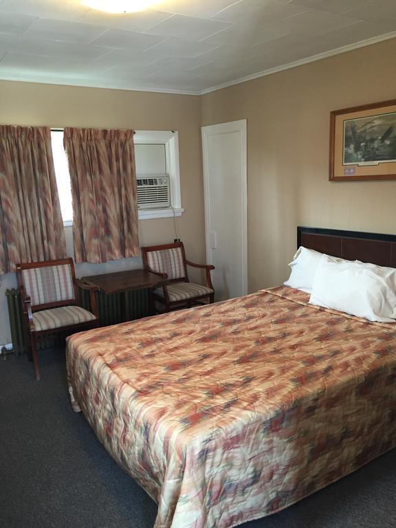 Shamrock Motel Midland Dış mekan fotoğraf