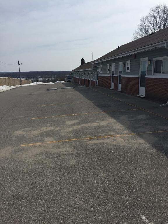 Shamrock Motel Midland Dış mekan fotoğraf